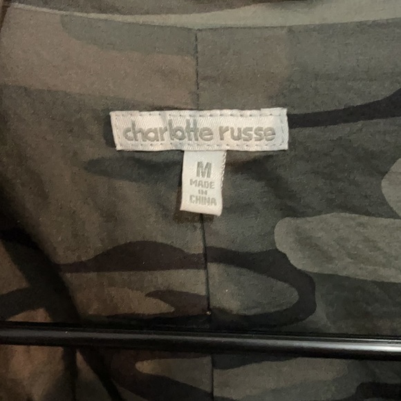 Army Print Light Weight Jacket: Women’s Medium - Picture 2 of 3